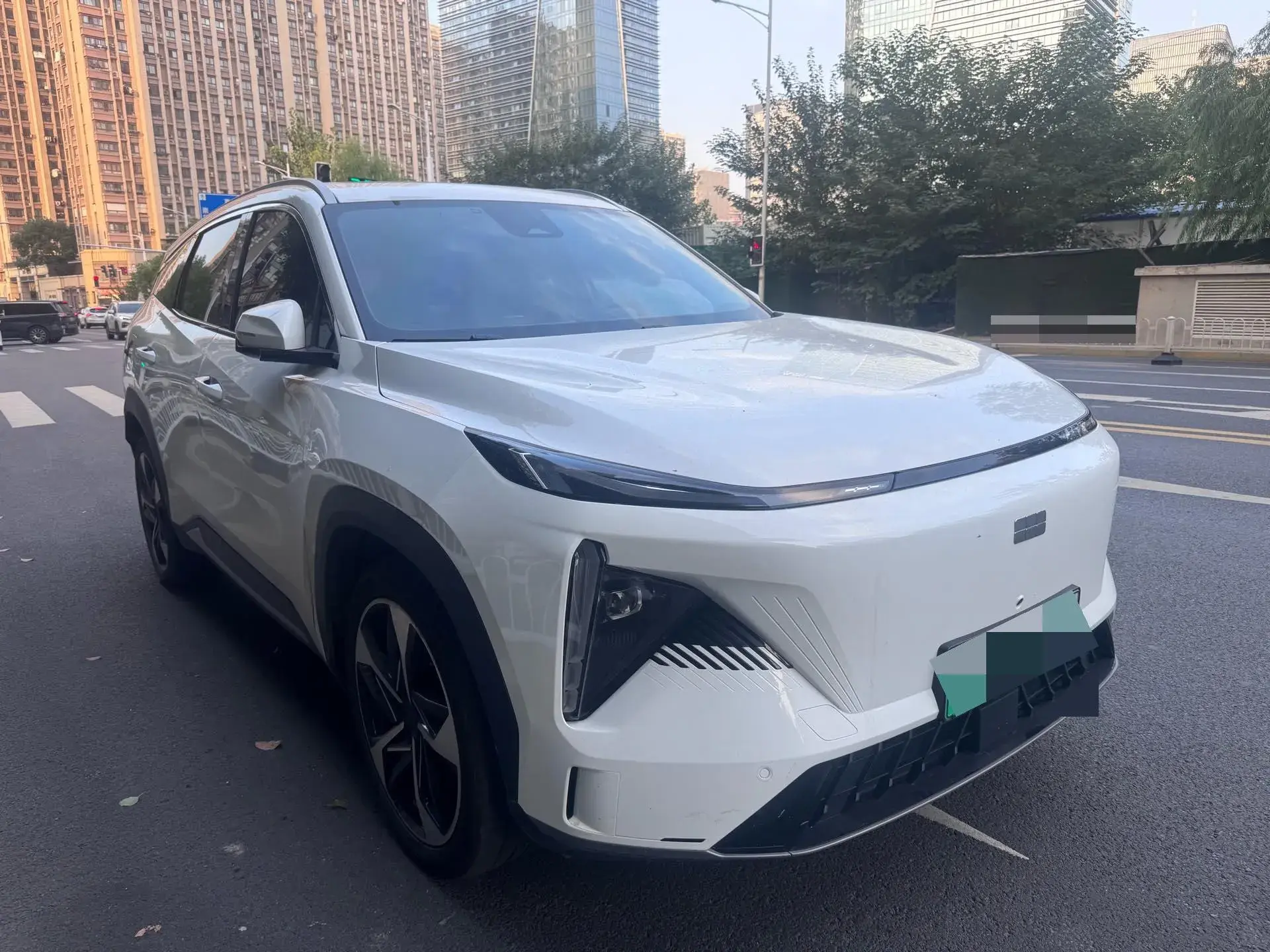 2024 GEELY GALAXY thumbnail 3