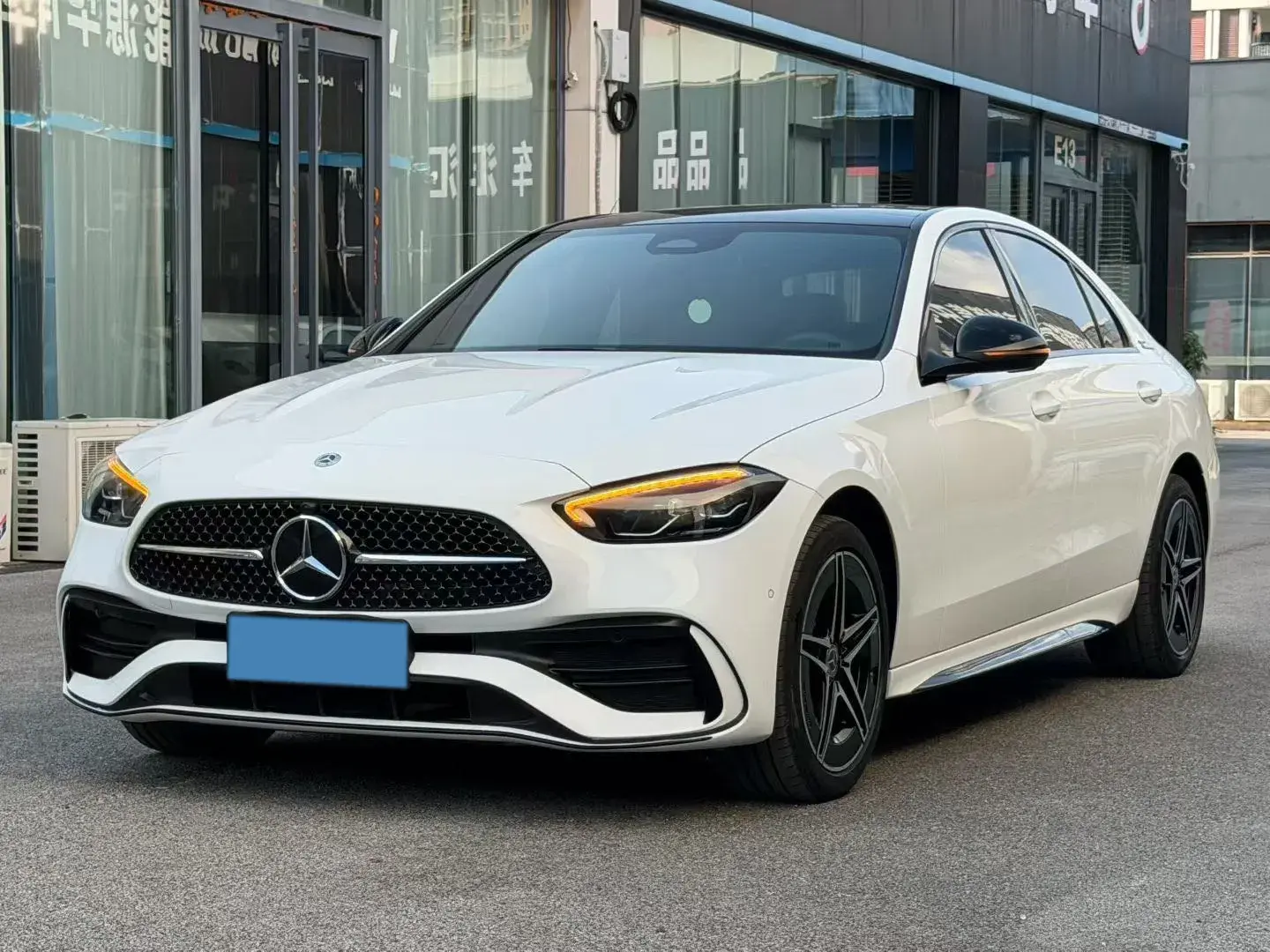 2024 MERCEDES-BENZ C view 1