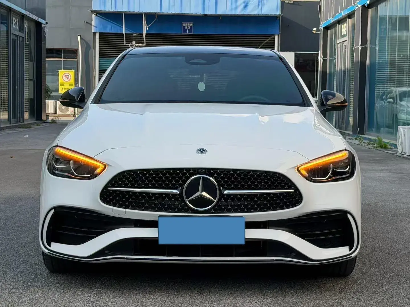 2024 MERCEDES-BENZ C thumbnail 2