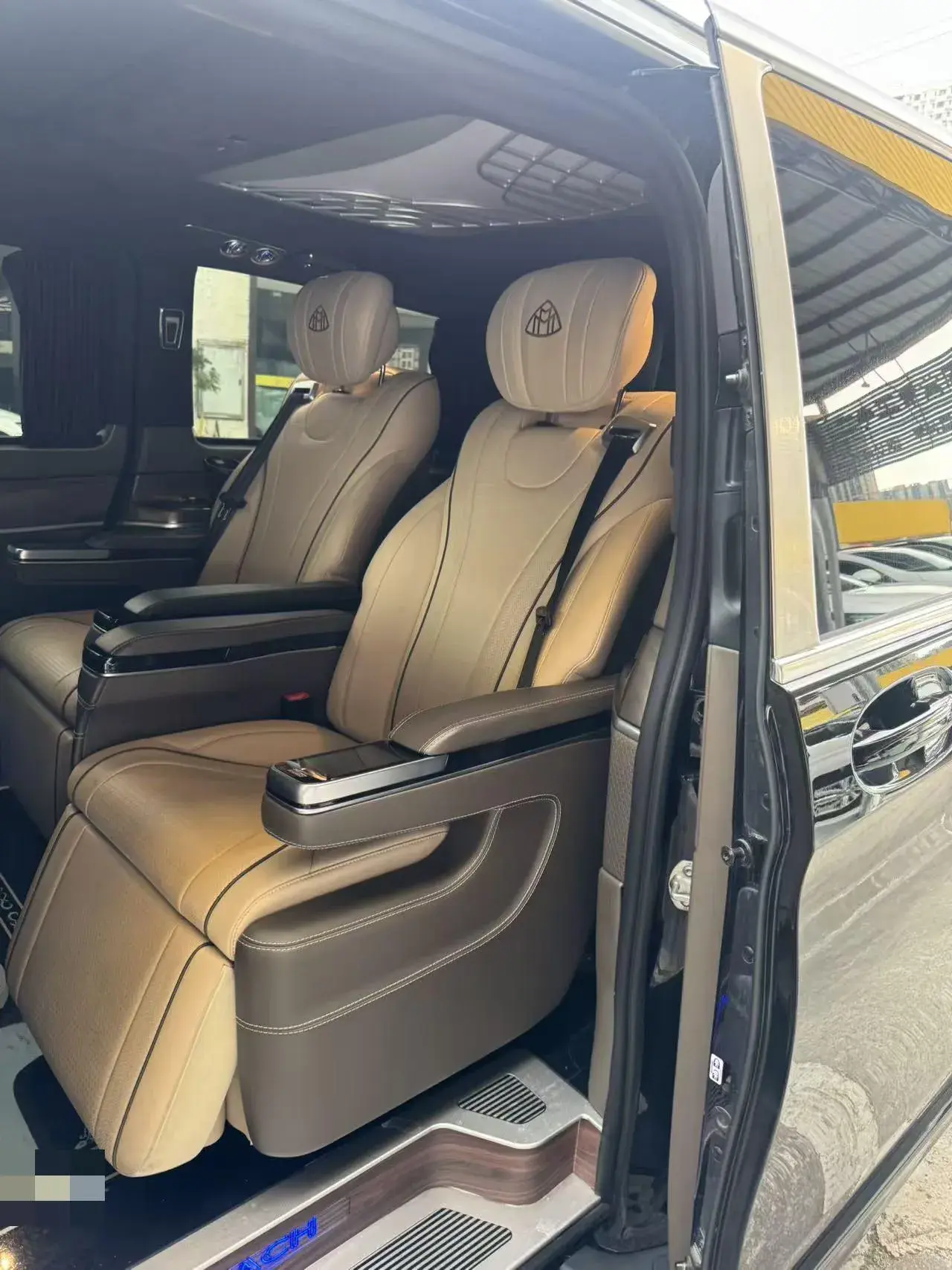 2020 MERCEDES-BENZ V thumbnail 4