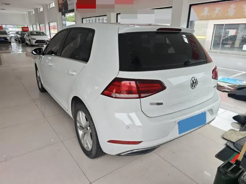 2019 VOLKSWAGEN GOLF thumbnail 2