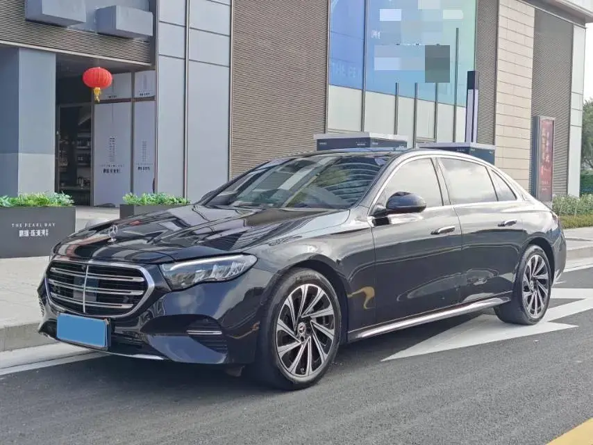 2024 MERCEDES-BENZ E view 1