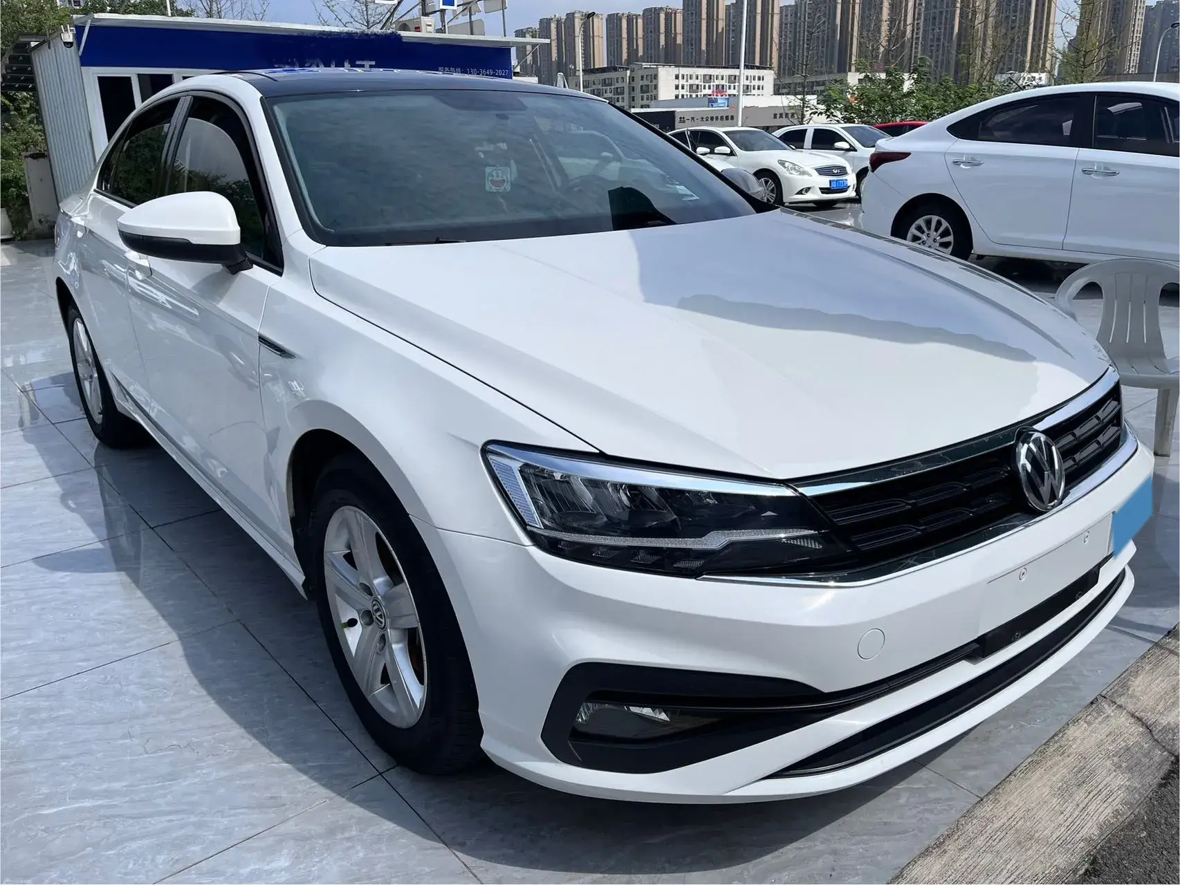 2019 VOLKSWAGEN LAMANDO thumbnail 3