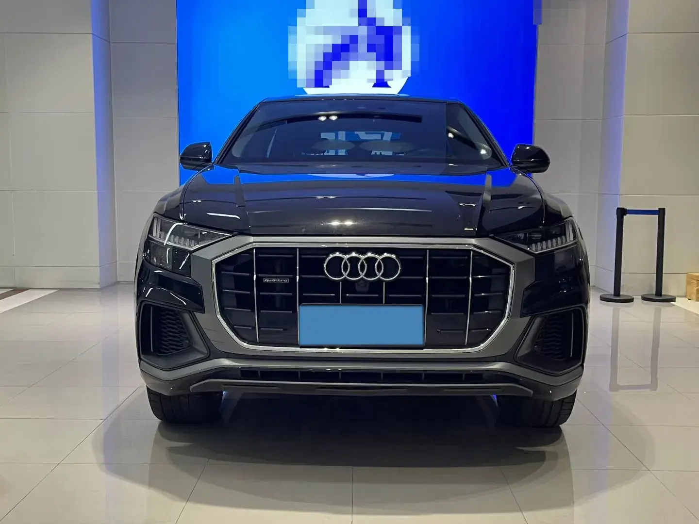 2022 AUDI Q8 thumbnail 2