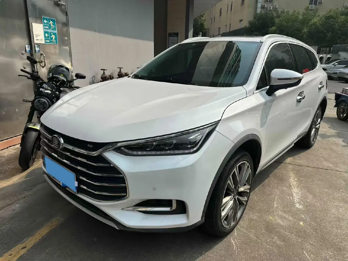 2019 BYD Tang 2.0T 205HP L4 6AT