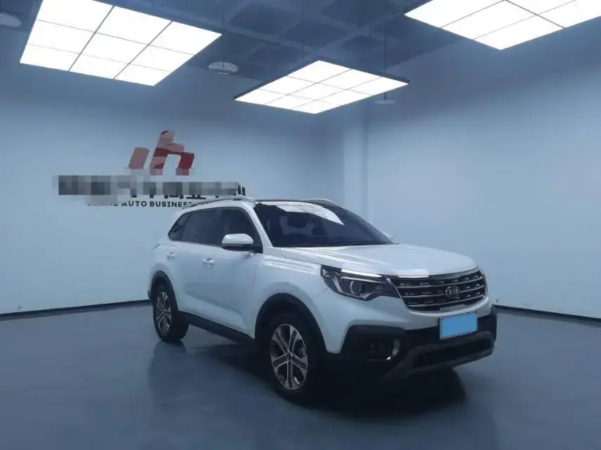 2019 KIA SPORTAGE thumbnail 2