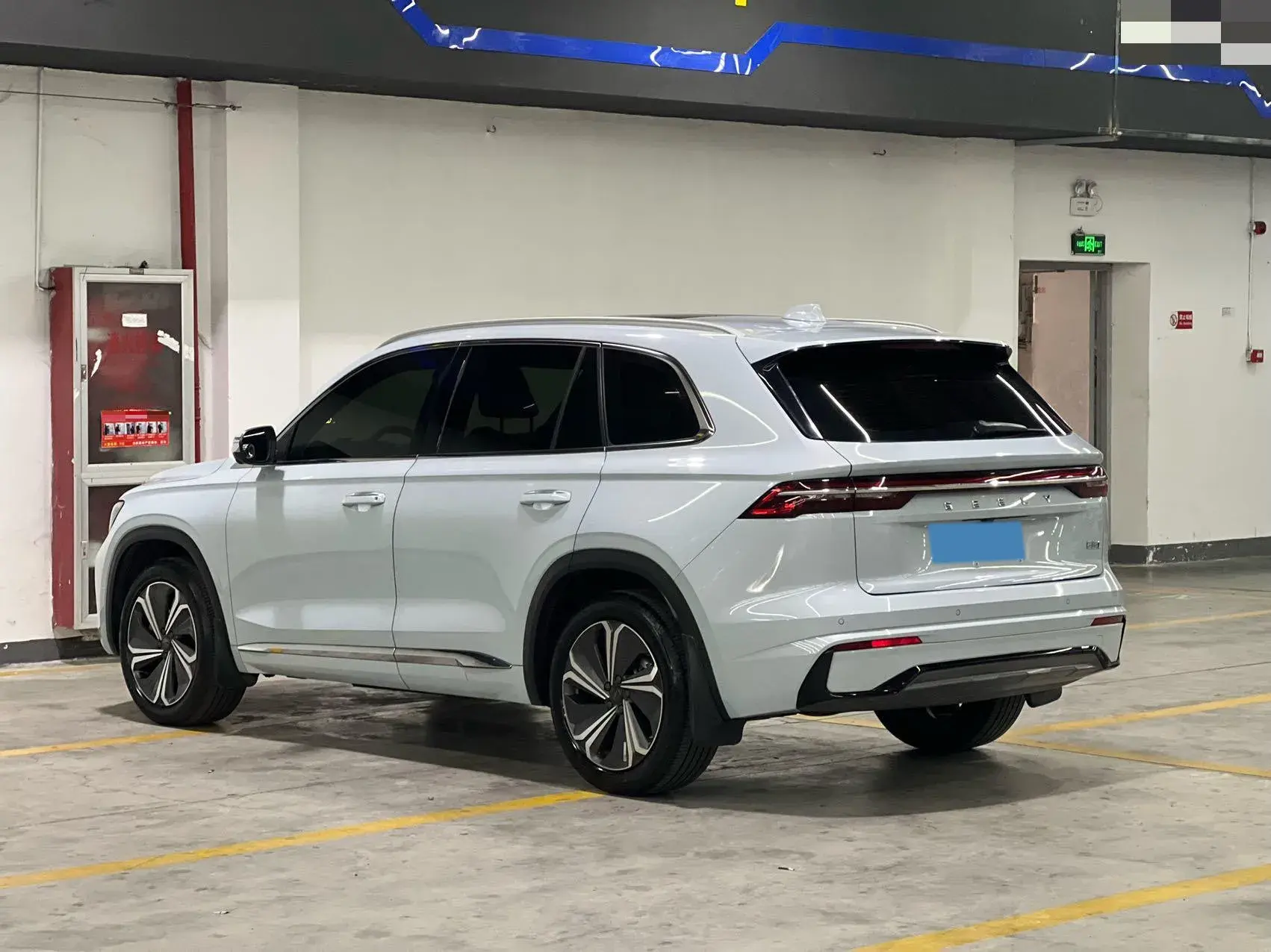 2022 GEELY MONJARO thumbnail 4