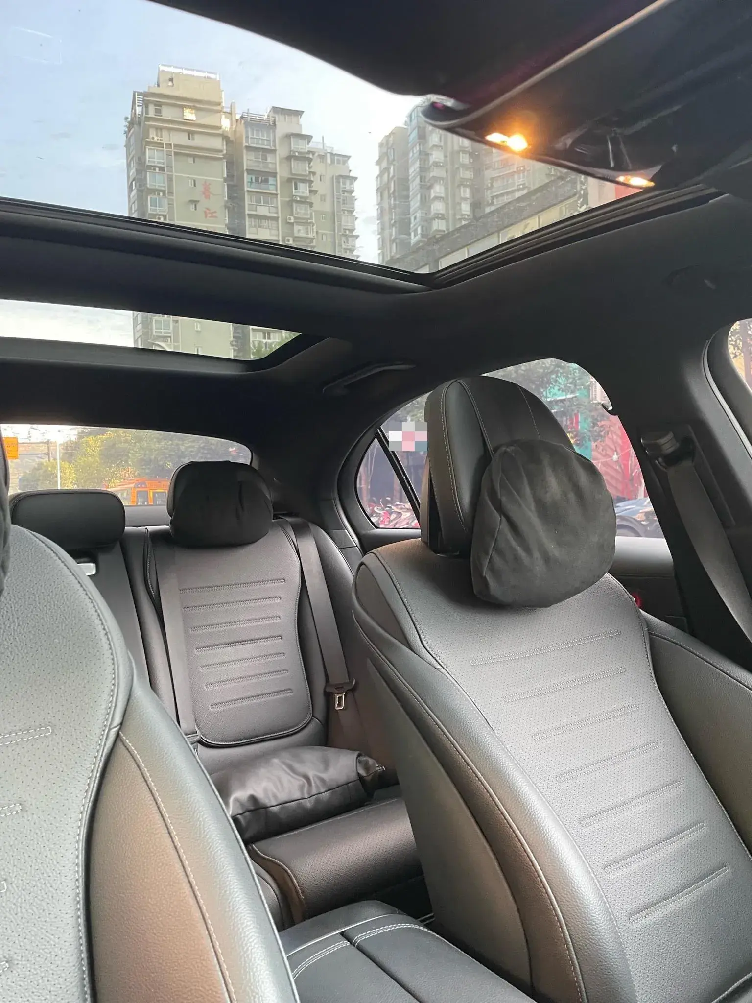 2024 MERCEDES-BENZ C thumbnail 4