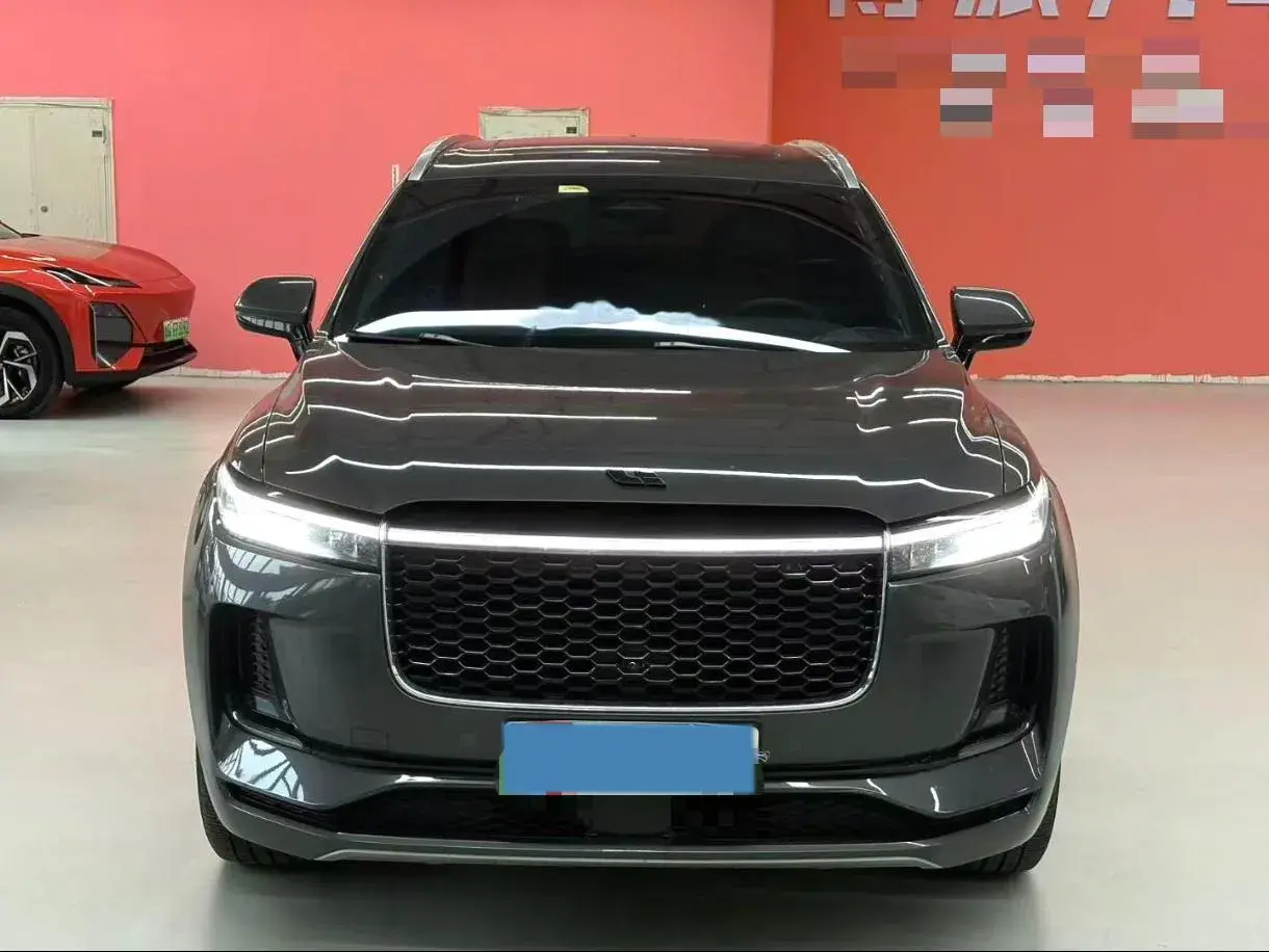 2021 LI ONE thumbnail 2