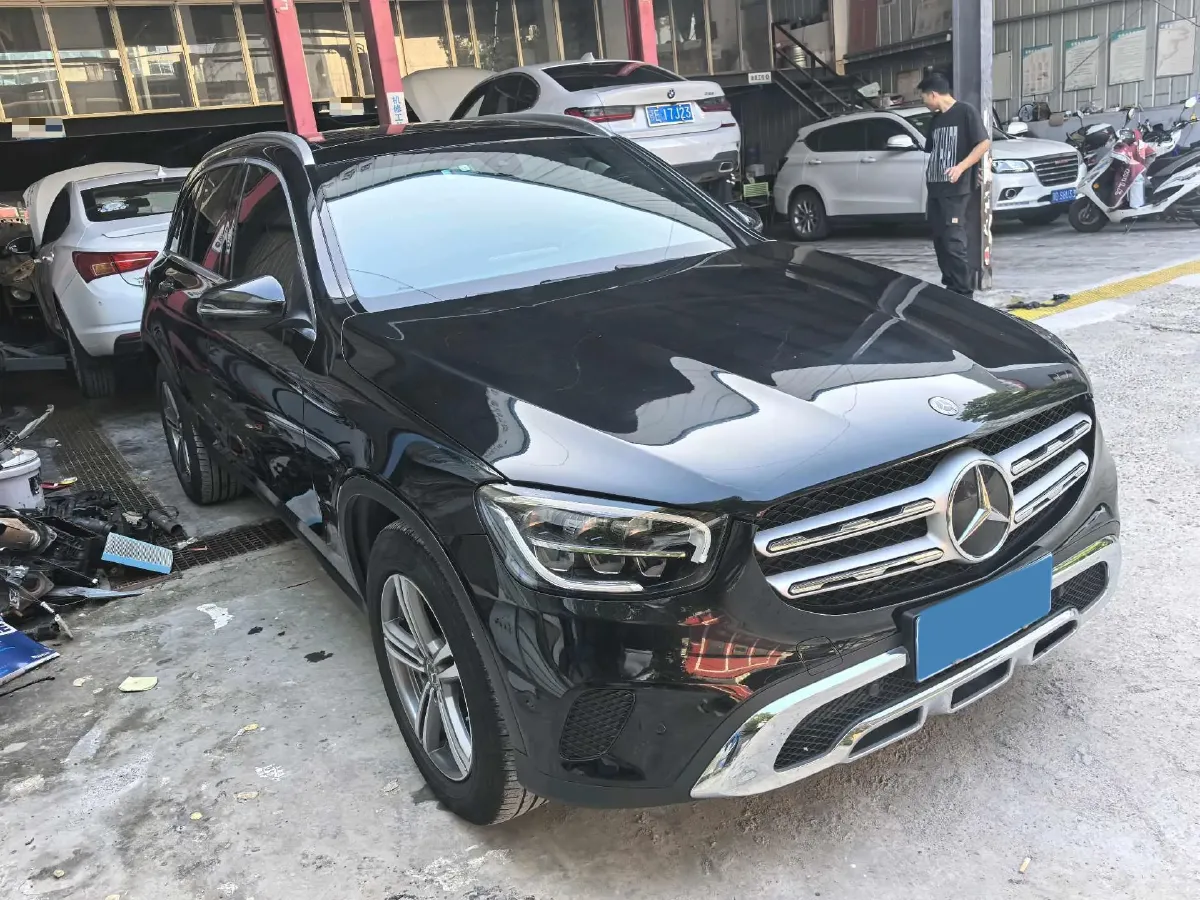 2021 Mercedes-Benz GLC Class 2.0T 197HP L4 9AT,autocango,china used car exporter,china ev exporter,chinese used car exporter,chinese used ev exporter