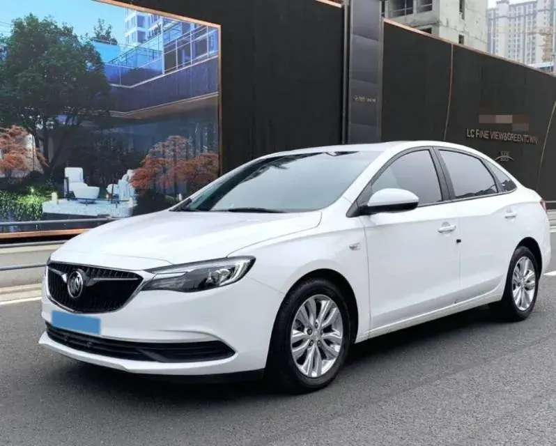 2021 BUICK EXCELLE view 1
