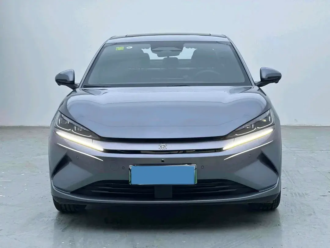 2025 BYD QINL thumbnail 2