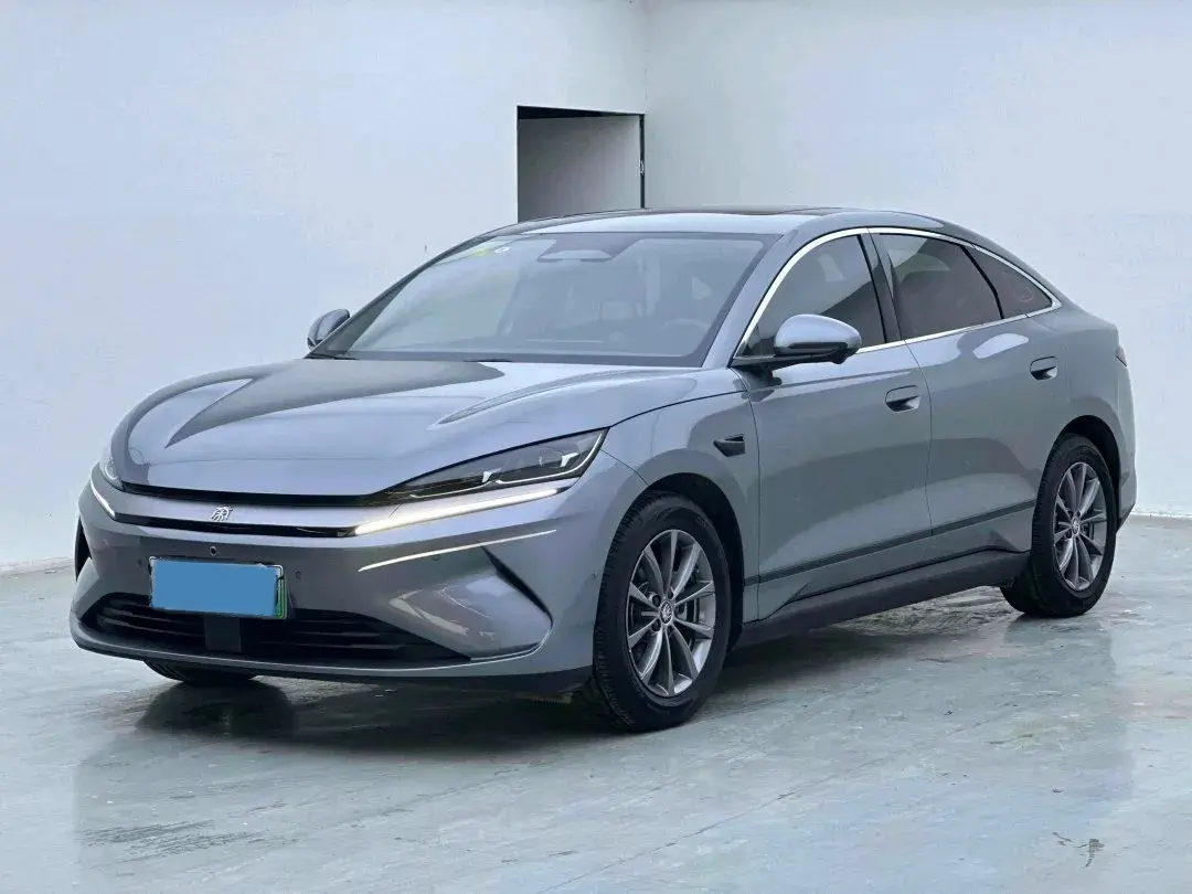 2025 BYD QinL BEV