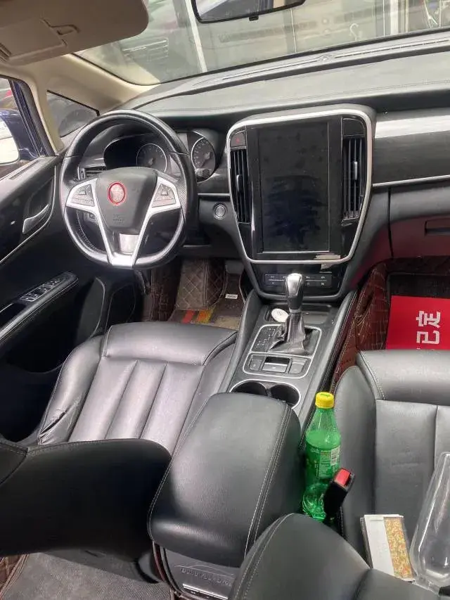 2018 BYD SONG thumbnail 4