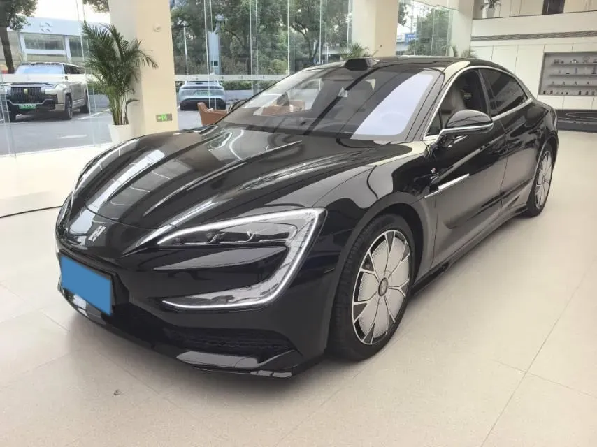 2025 YangWang U7 BEV 135.5KWH,autocango,china used car exporter,china ev exporter,chinese used car exporter,chinese used ev exporter