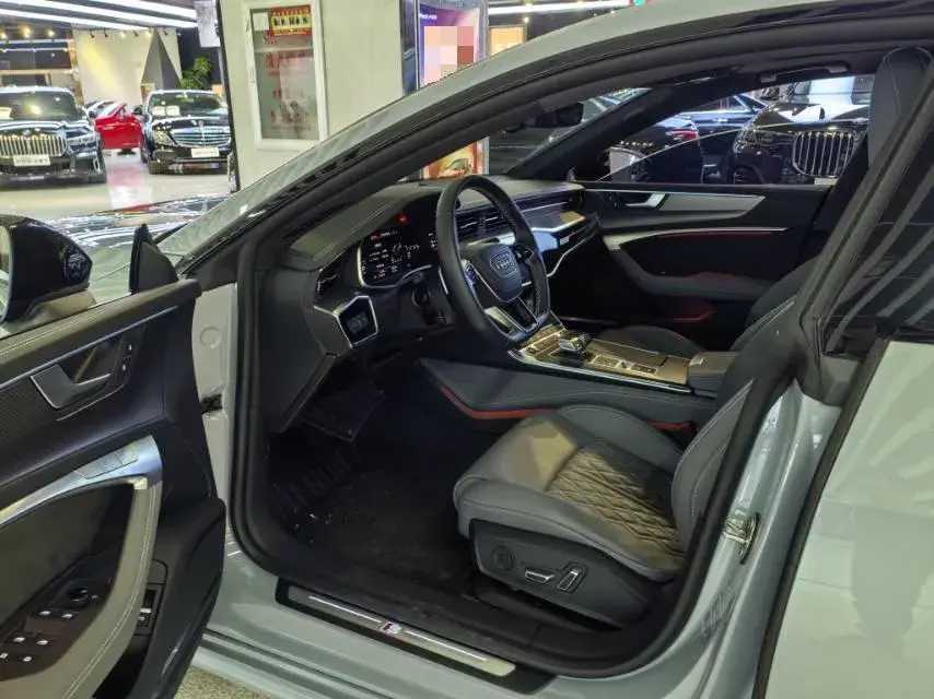 2024 AUDI A7L thumbnail 2