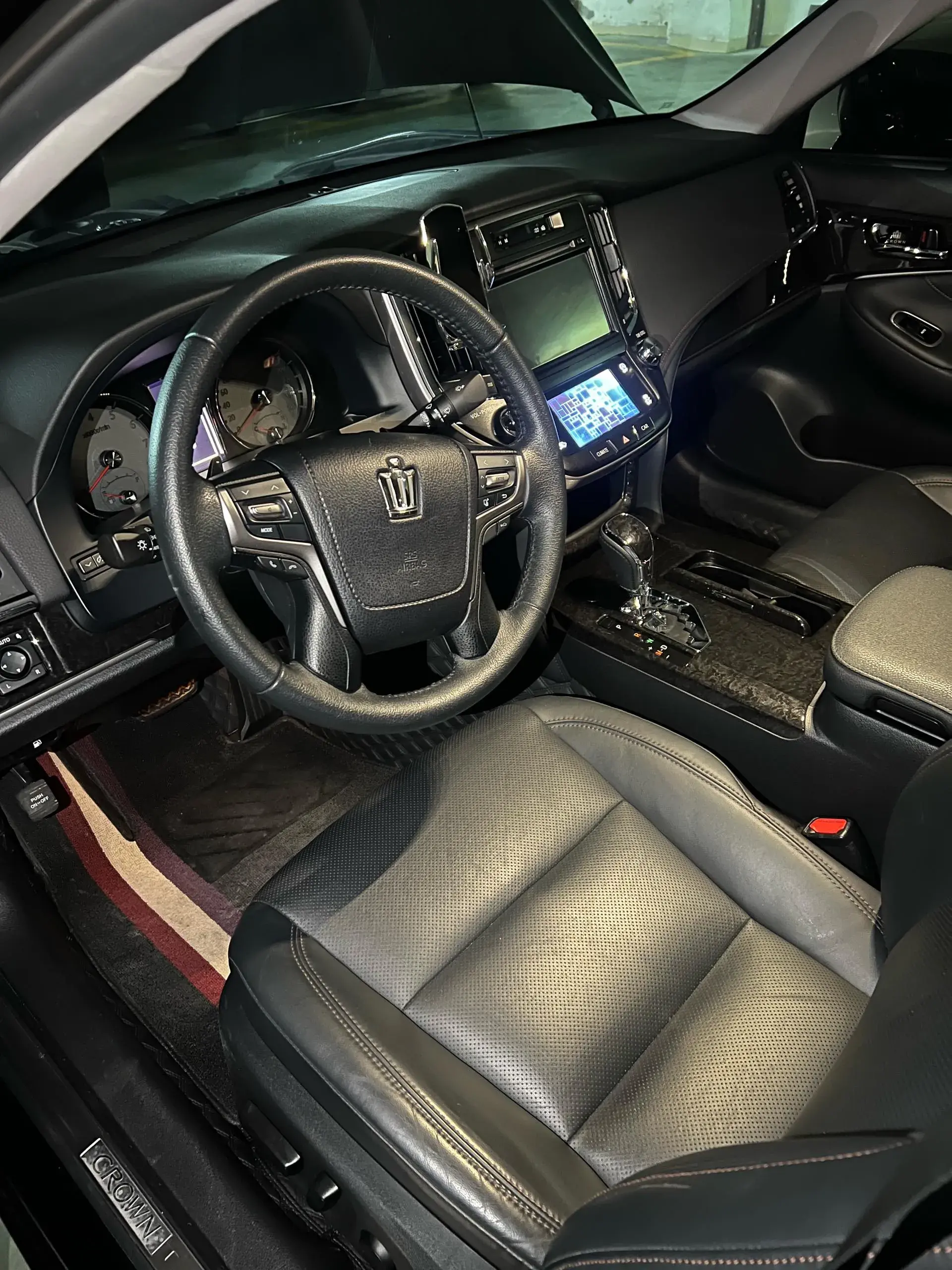 2018 TOYOTA CROWN thumbnail 2