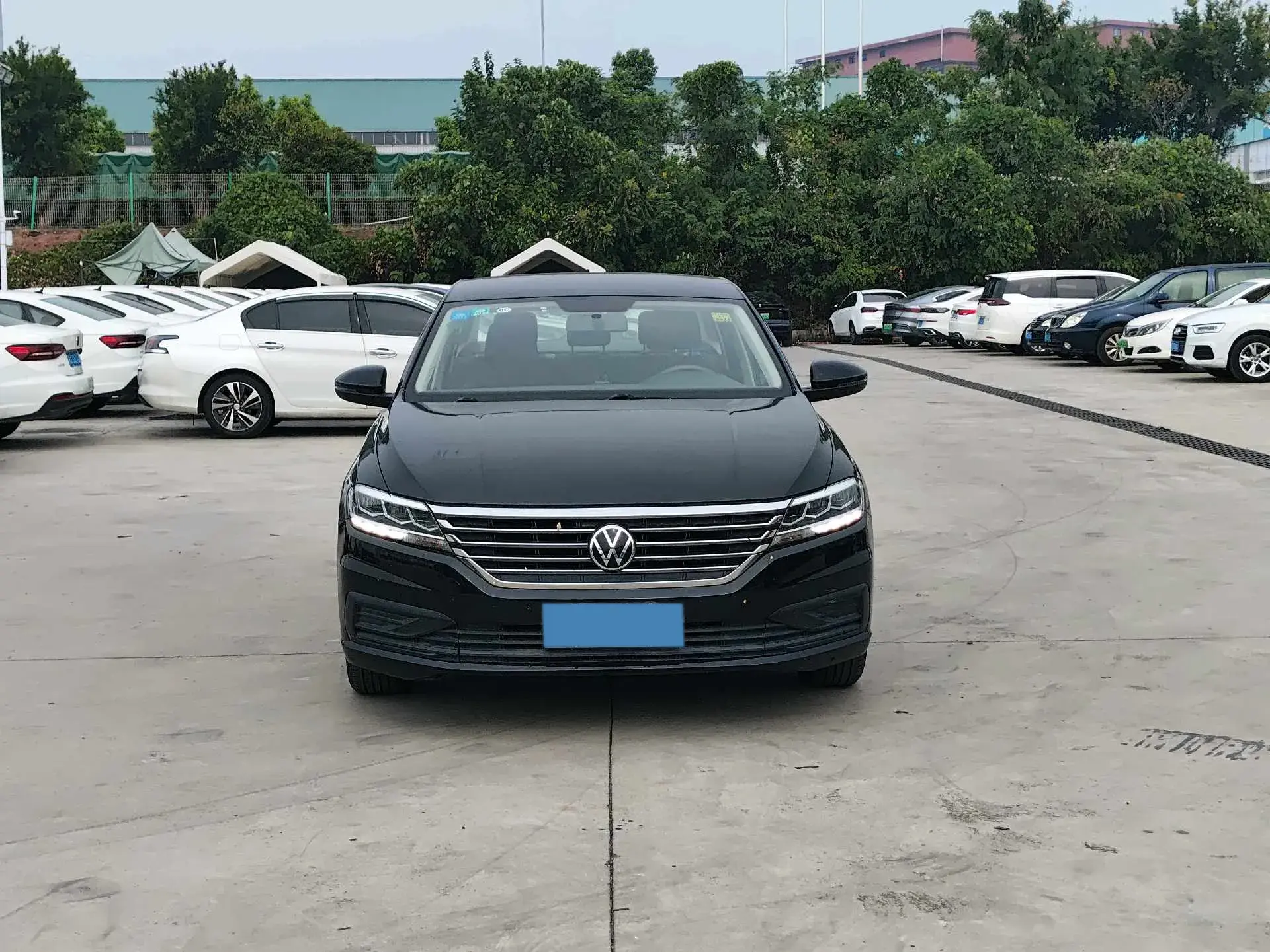 2021 VOLKSWAGEN LAVIDA thumbnail 2