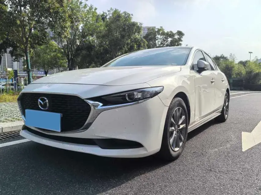 2020 MAZDA 3 view 1