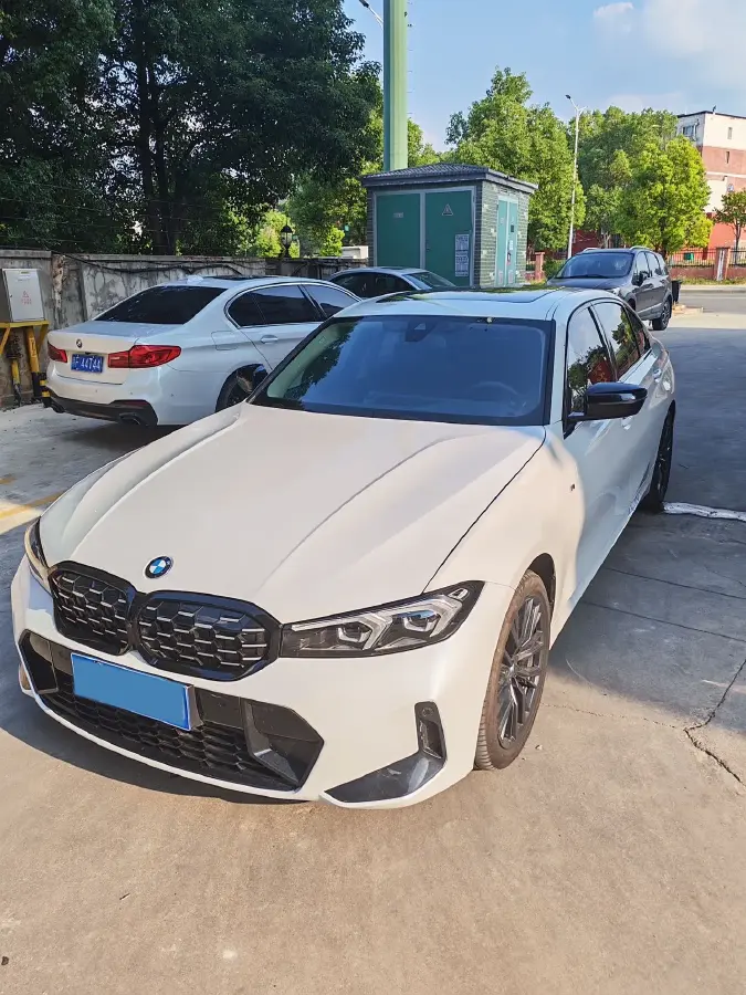 2024 BMW 3 Series 2.0T 184HP L4 8AT