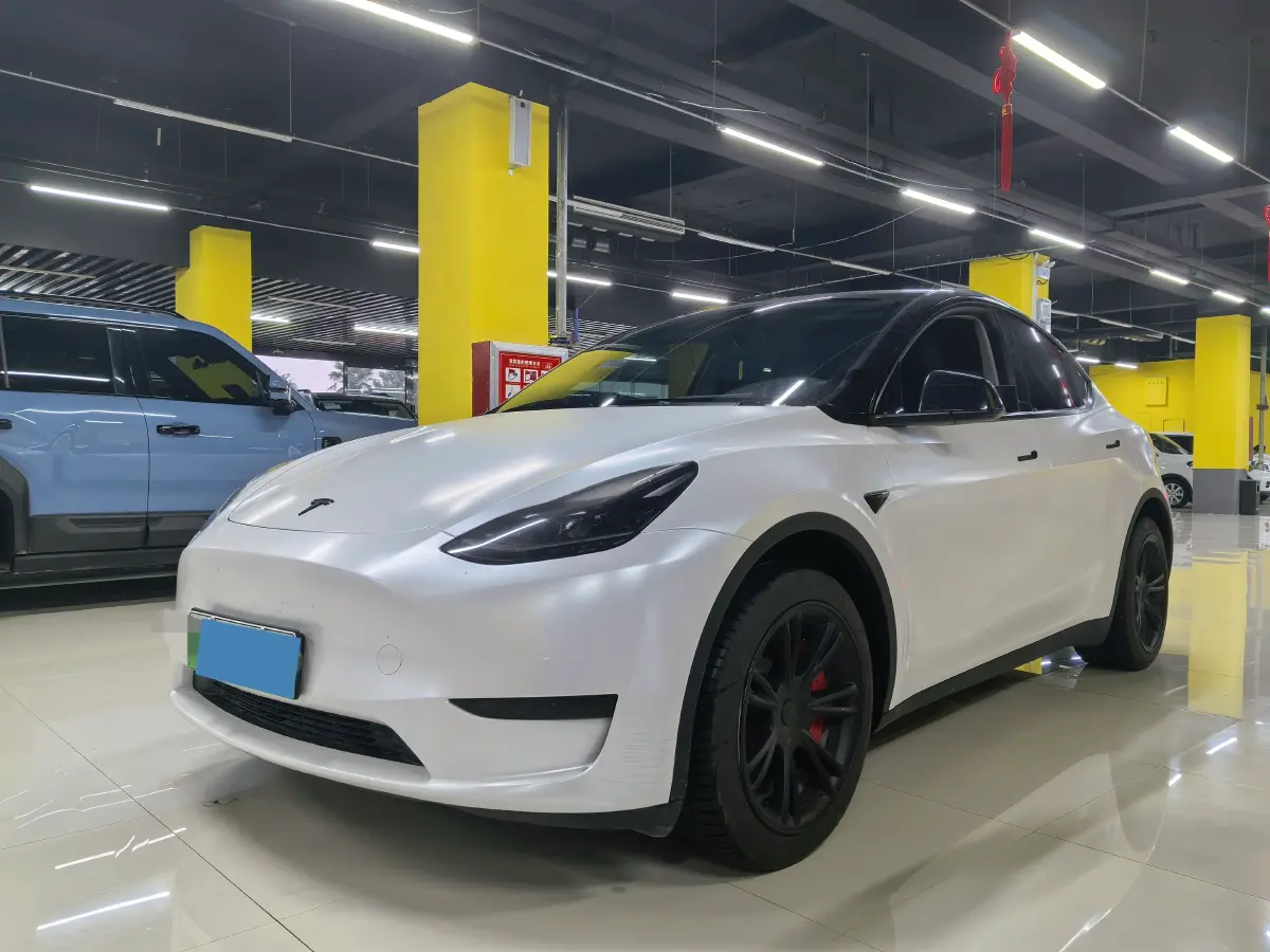 2022 Tesla Model Y BEV 60KWH