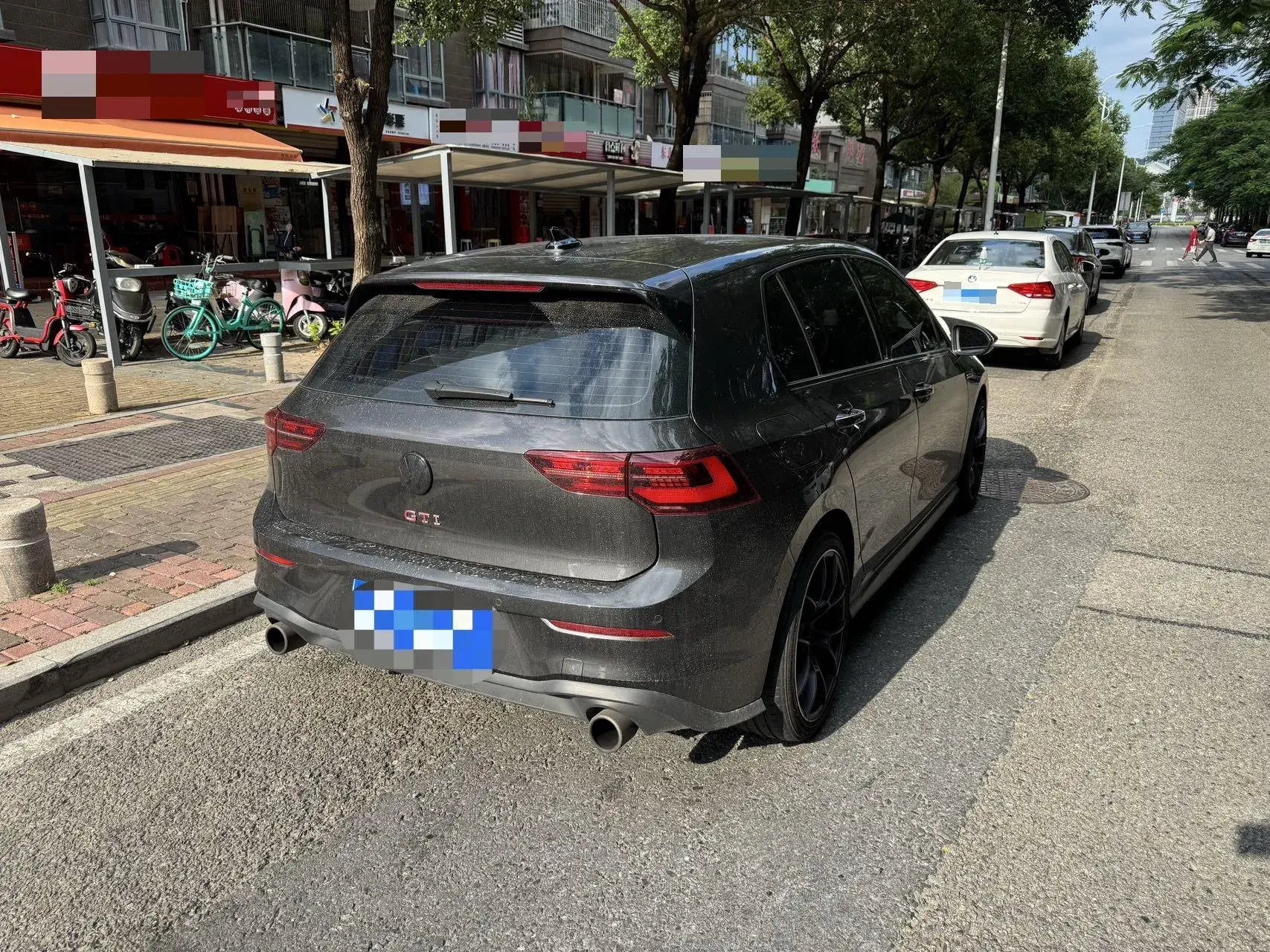 2023 VOLKSWAGEN GOLFGTI thumbnail 2