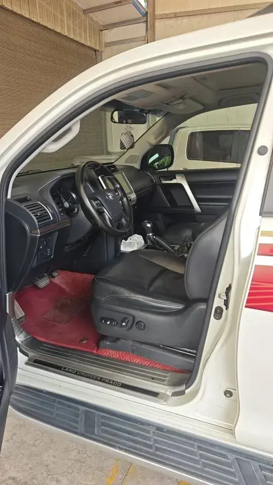 2019 TOYOTA LAND thumbnail 2