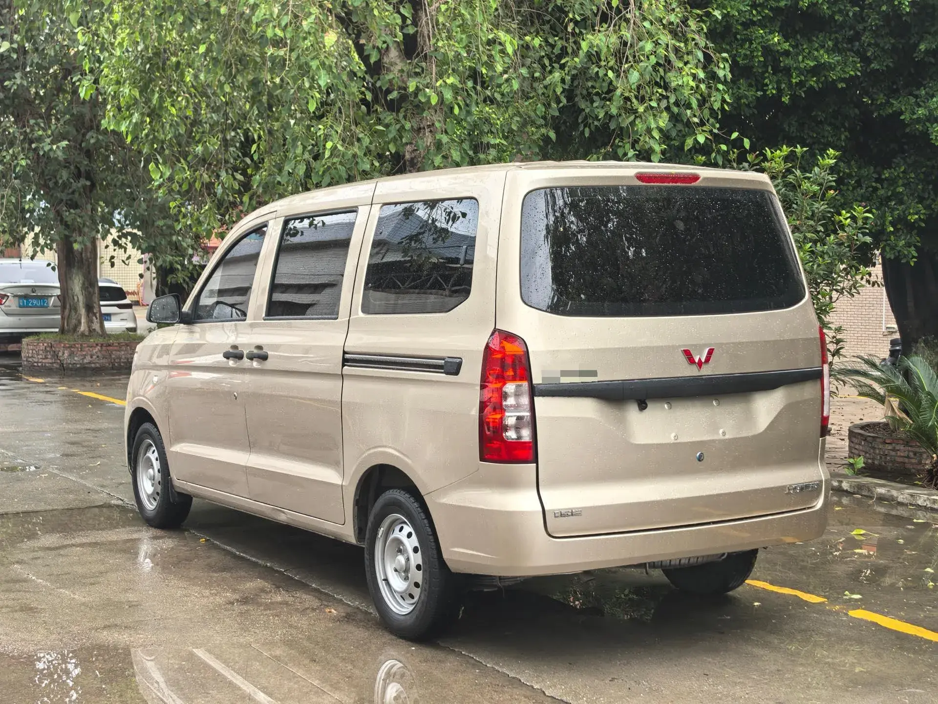 2022 WULING HONGGUANG thumbnail 2