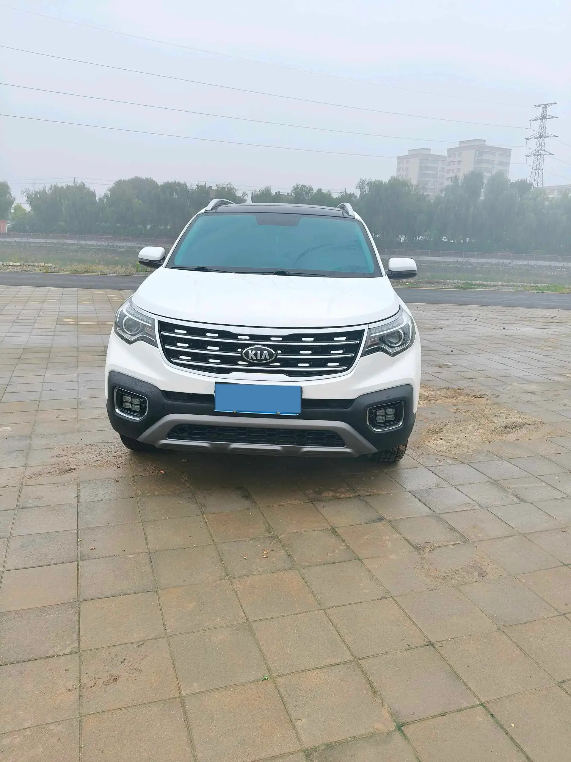 2019 KIA SPORTAGE thumbnail 2