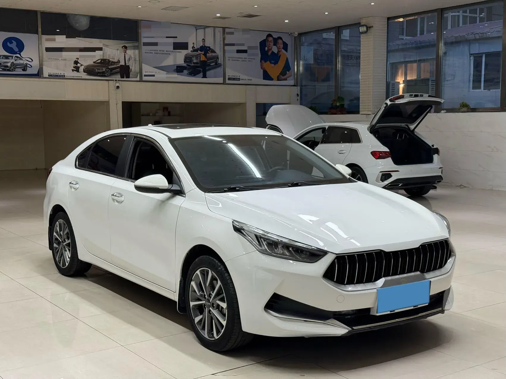 2021 KIA K3 thumbnail 3