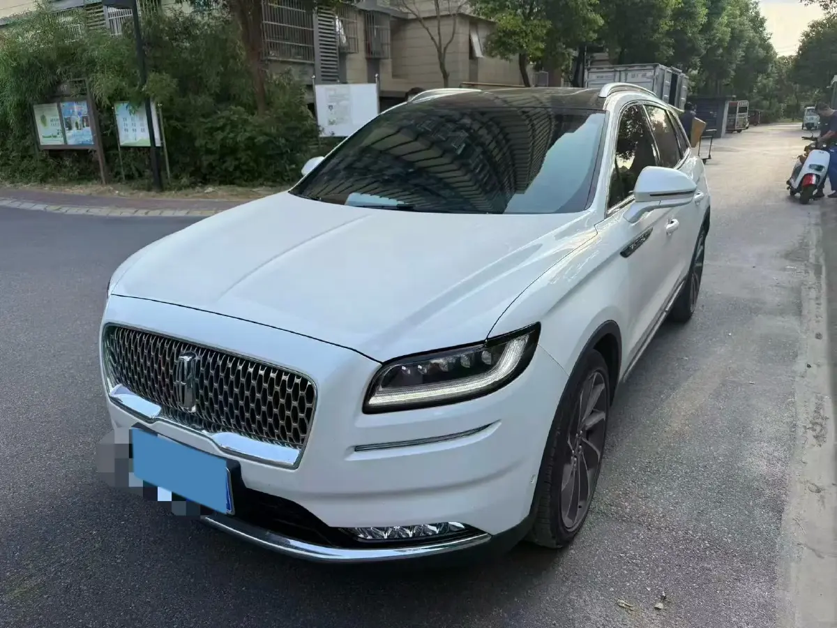 2021 Lincoln Nautilus 2.7T 322HP V6 8AT
