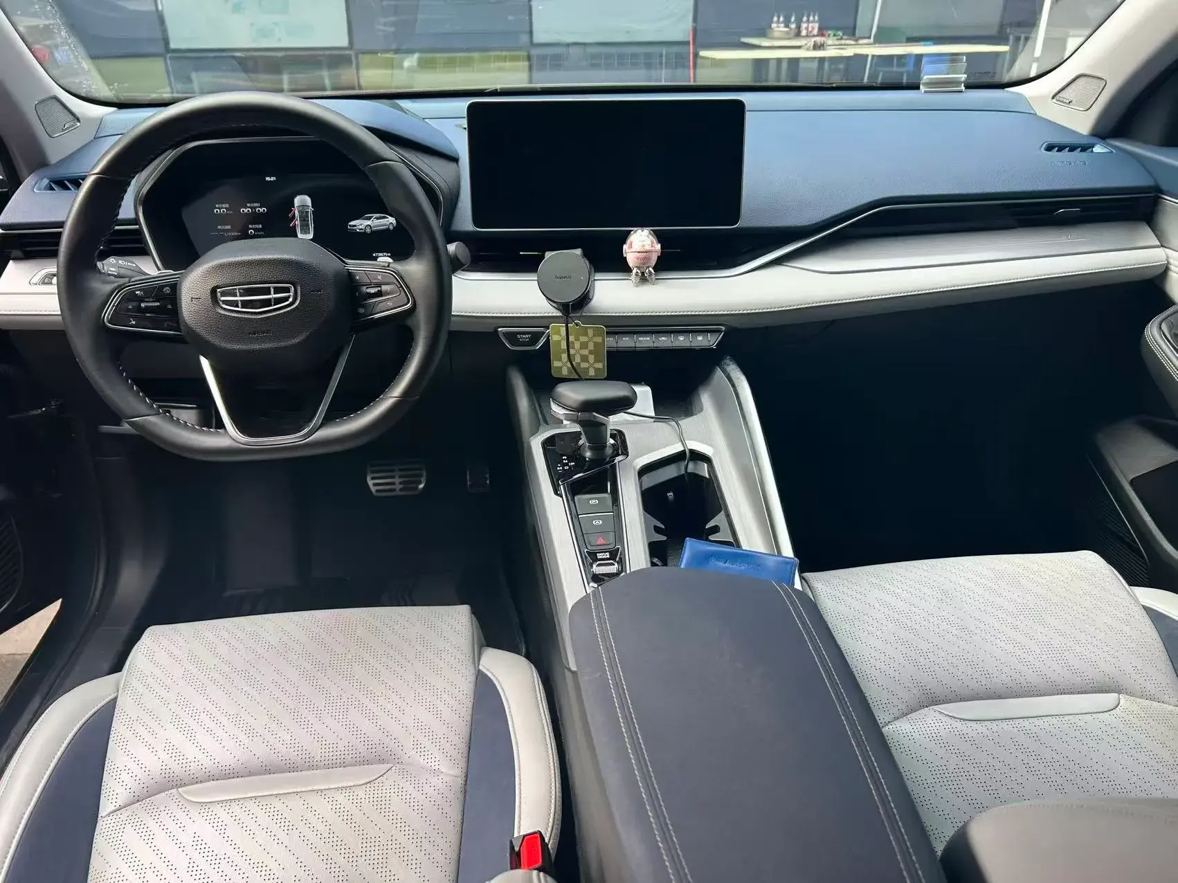 2021 GEELY PREFACE thumbnail 4