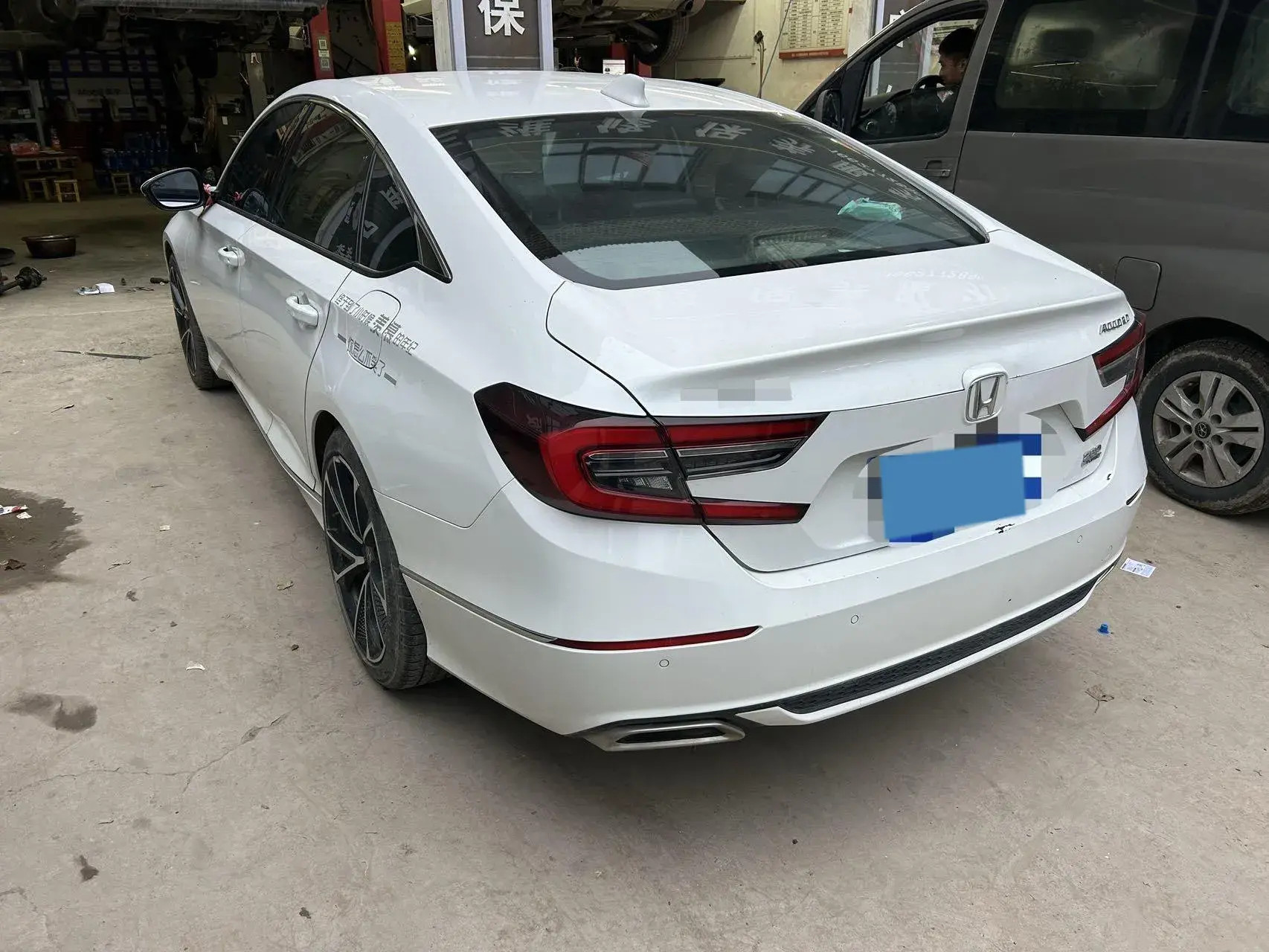 2022 HONDA ACCORD thumbnail 3