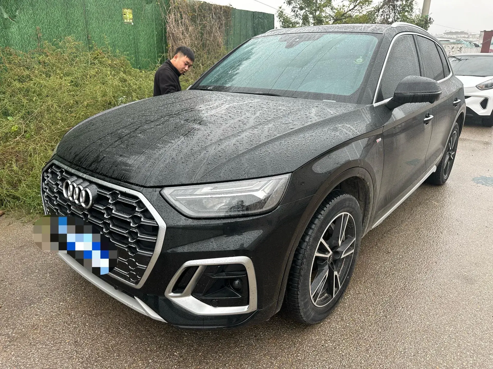 2021 AUDI Q5L view 1