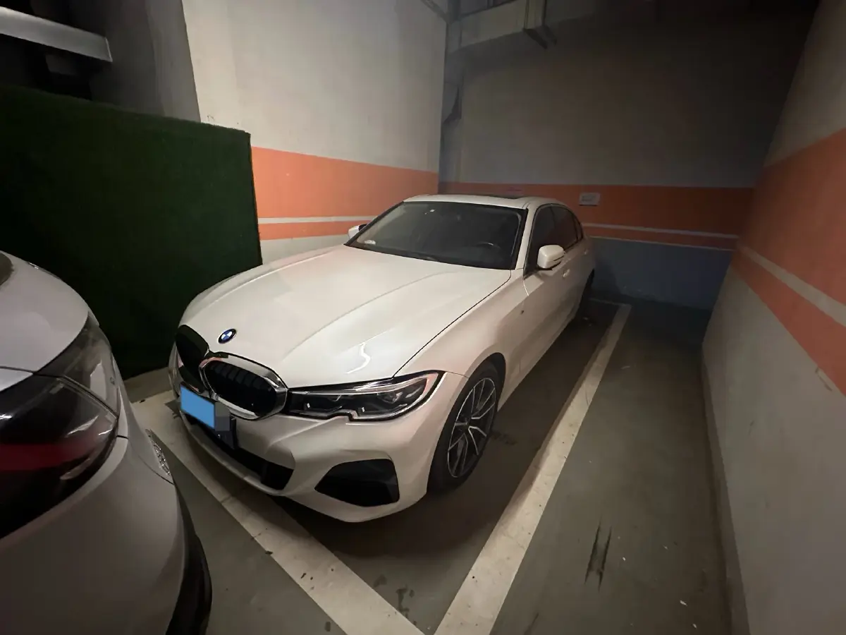 2022 BMW 3 Series 2.0T 156HP L4 8AT