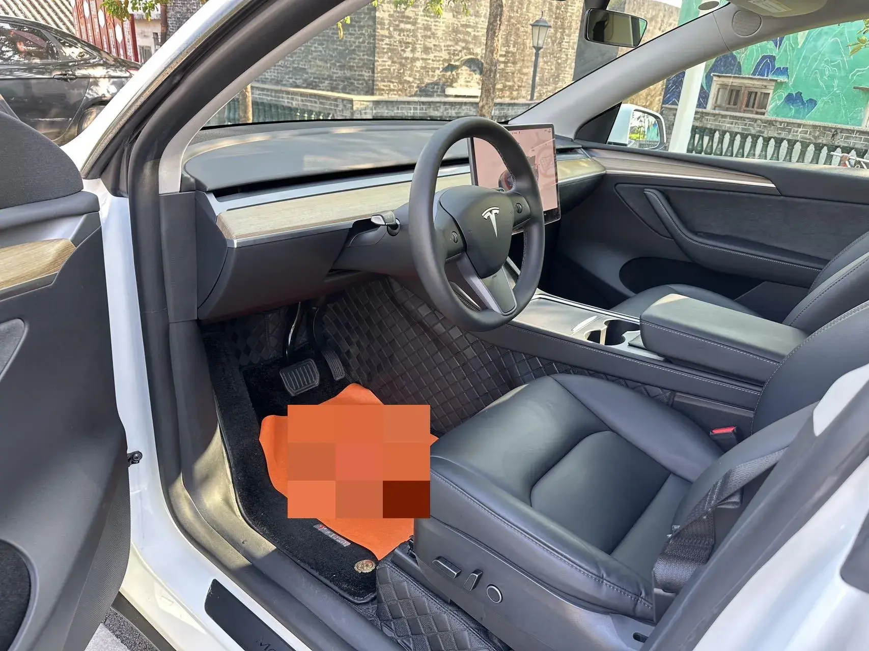 2022 TESLA MODEL thumbnail 4