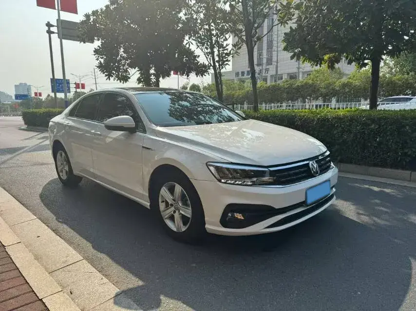 2021 VOLKSWAGEN LAMANDO thumbnail 2