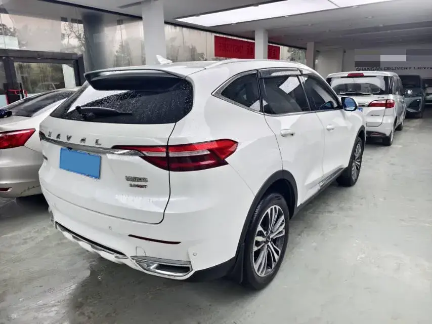 2019 HAVAL F7 thumbnail 2