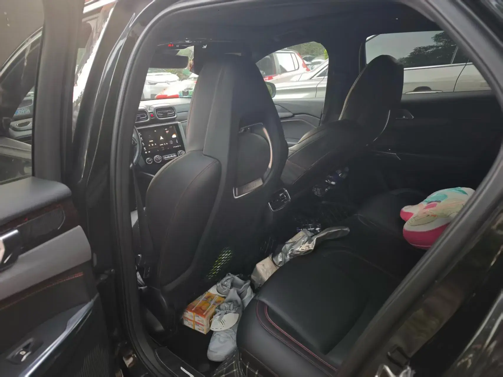 2019 LYNK&CO 03 thumbnail 4