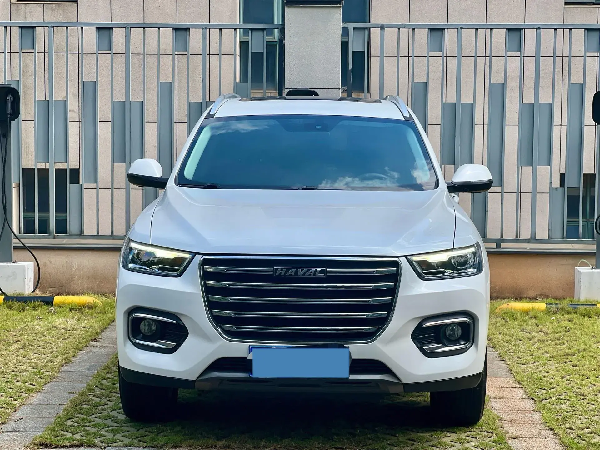 2020 HAVAL H6 thumbnail 2