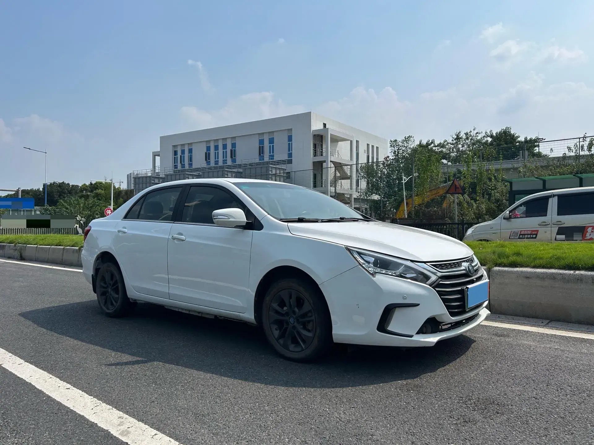 2019 BYD QIN thumbnail 3