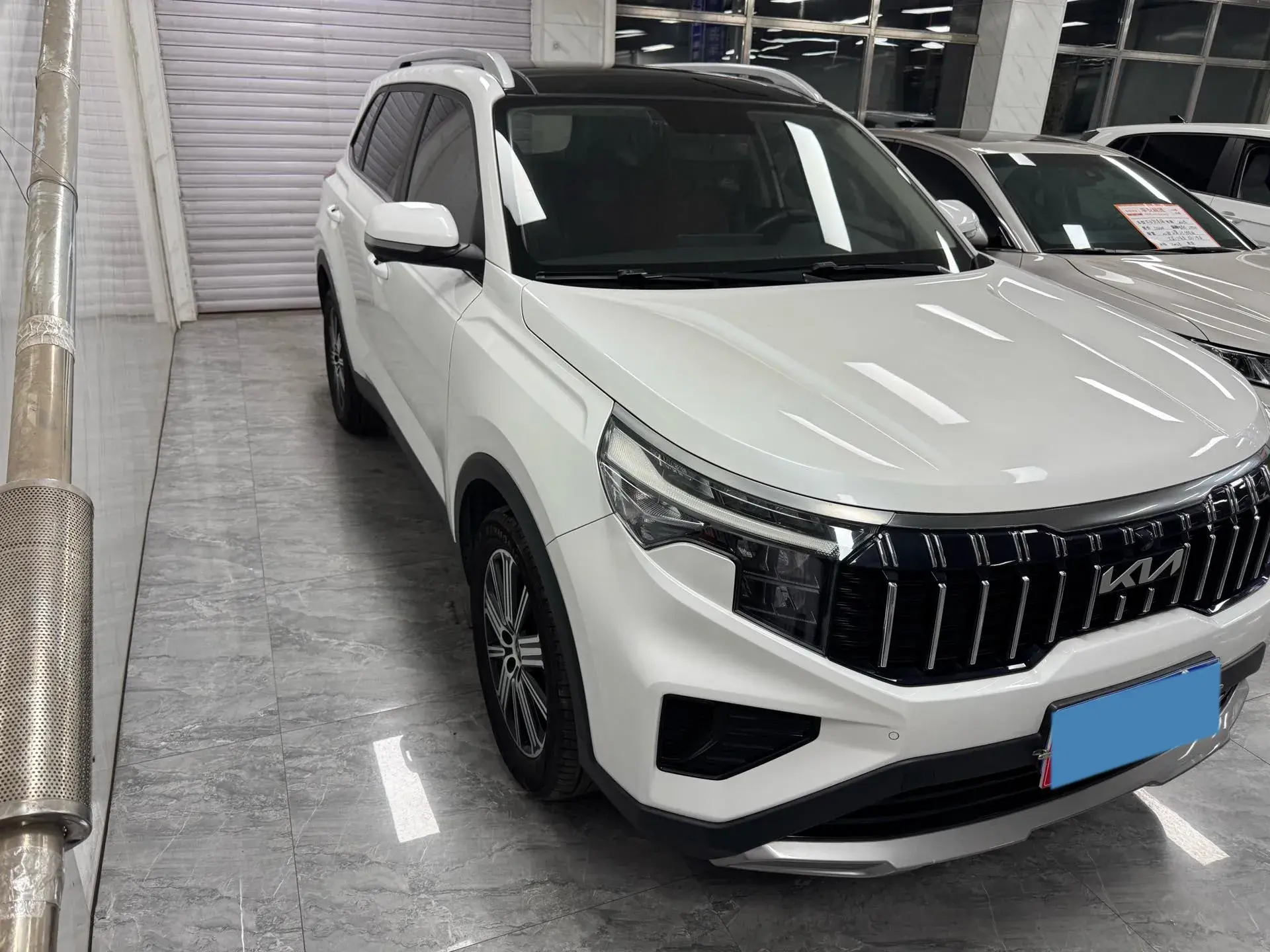 2021 KIA SPORTAGE thumbnail 2