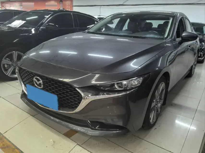 2020 Mazda 3 Axela 2.0L 158HP L4 6AT