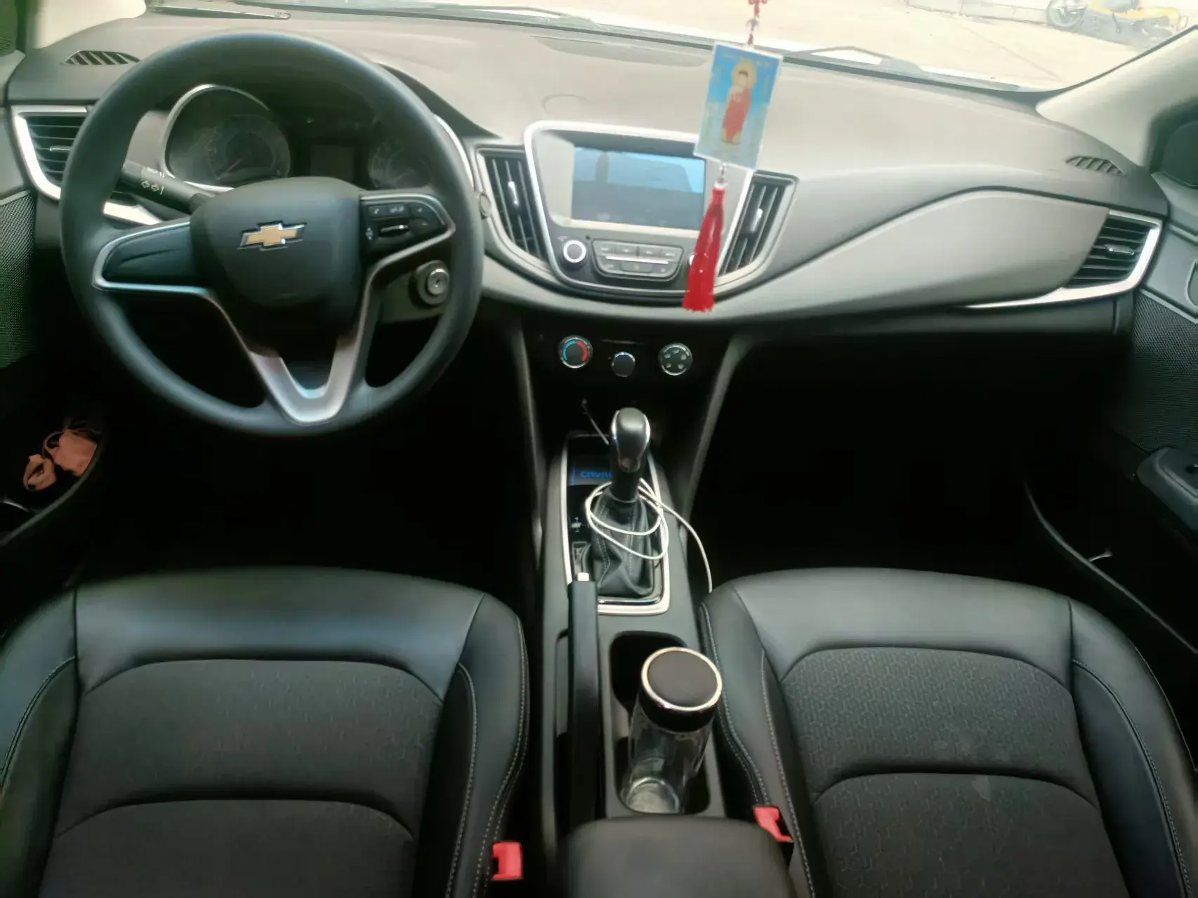 2019 CHEVROLET CAVALIER thumbnail 3