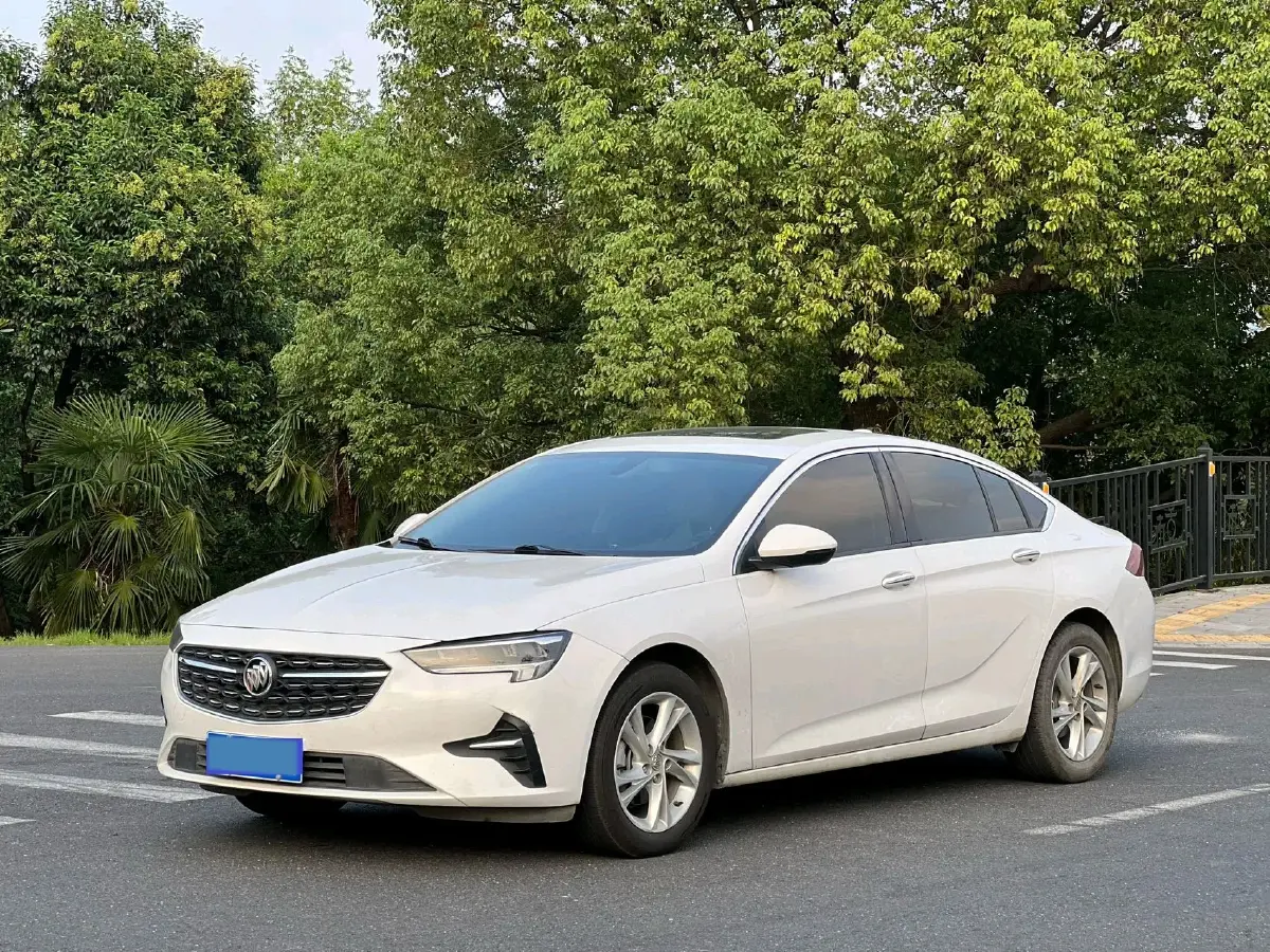 2020 Buick Regal 1.5T 169HP L4 9AT