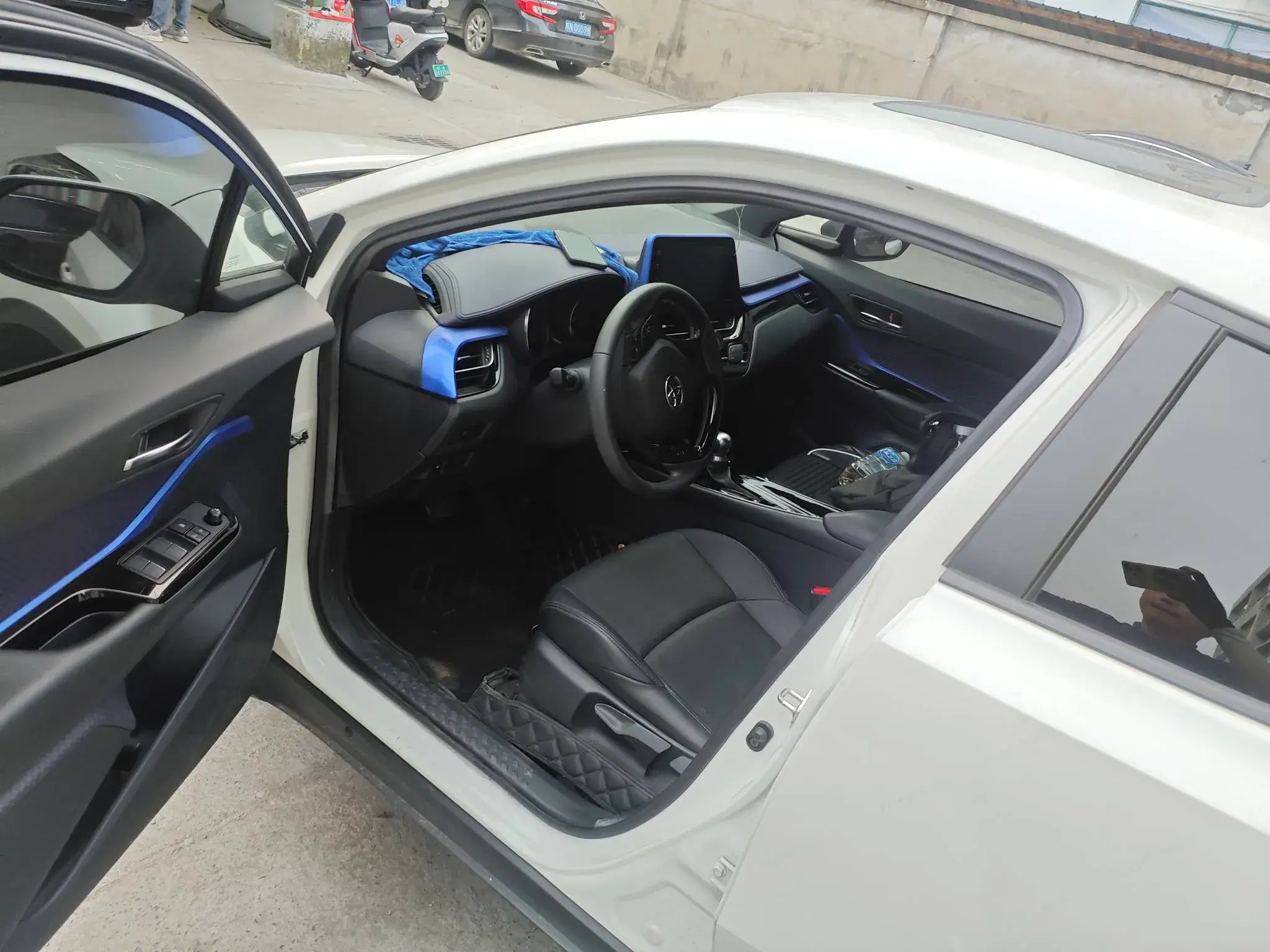 2018 TOYOTA IZOA thumbnail 4