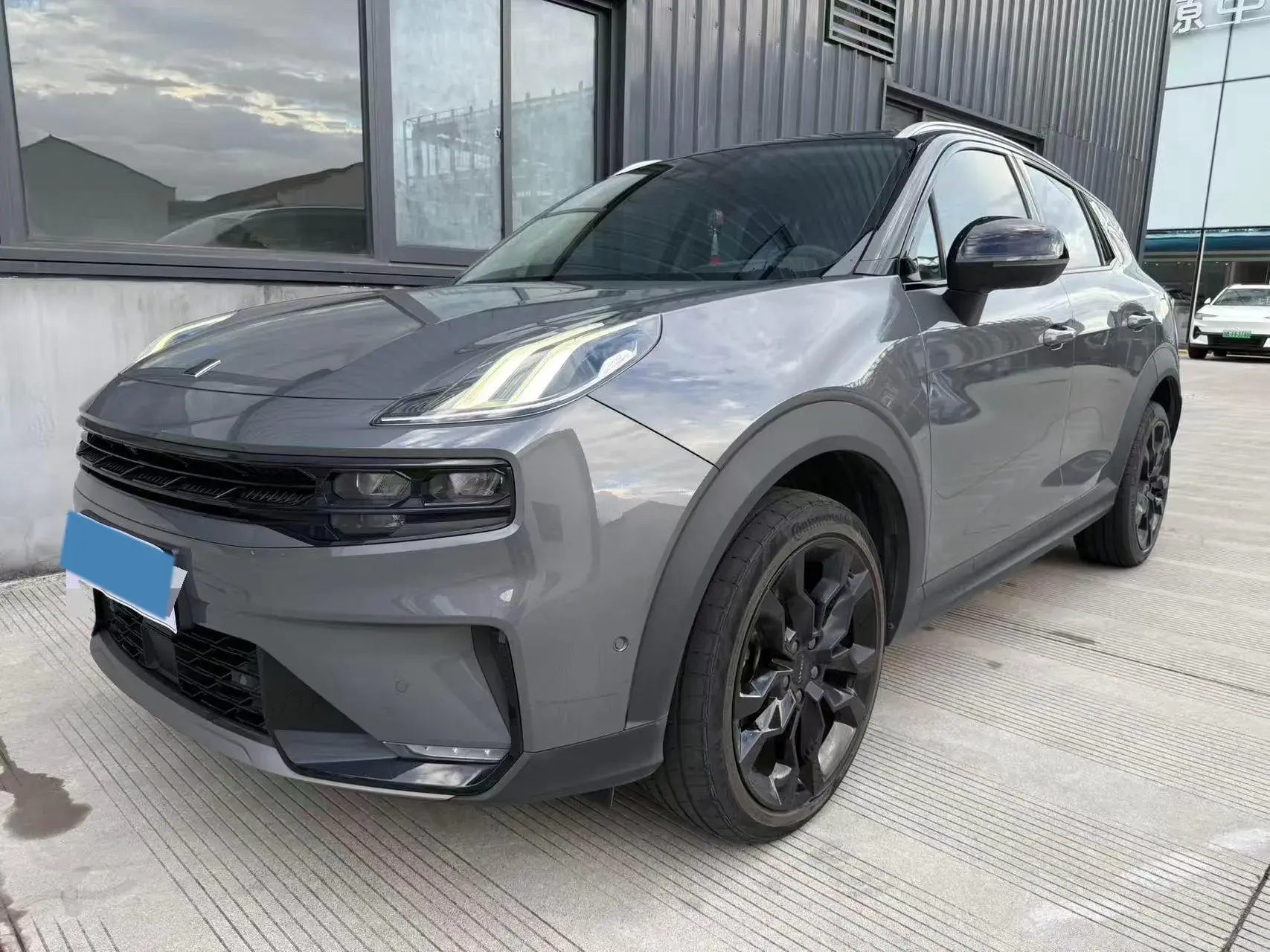 2020 LYNK&CO 06 view 1