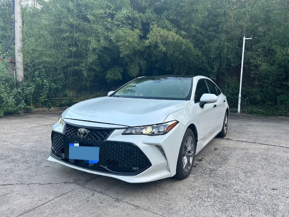 2019 Toyota Avalon 2.0L 178HP L4 CVT