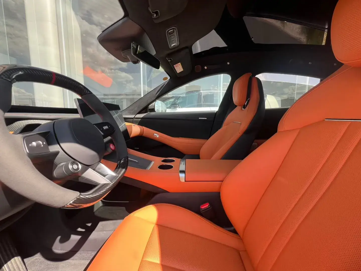 2025 MI YU7 thumbnail 4