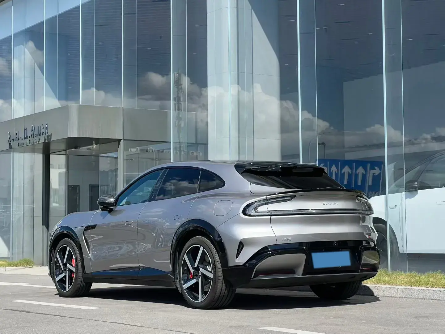 2025 MI YU7 thumbnail 3